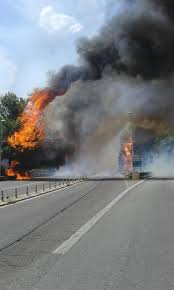 Jun 08, 2021 · vasto incendio a sud di milano: Vasto Incendio A Pescara Fiamme Minacciano Edifici Abruzzo Ansa It