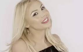 Trupul neinsufletit al denisei raducu a fost depus, in urma cu cateva minute, la o capela din bucuresti. Ce S A Intamplat Cu Vila Denisei RÄƒducu La 4 Ani De La Moartea Ei Cine A MoÈ™tenit Totul Galerie Foto Stiri Vedete Si Evenimente Viva Ro