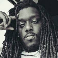 Larin Jones's Instagram, Twitter & Facebook