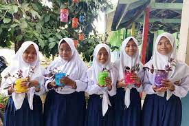 Smp terbaik di jakarta selatan. Kilas Pendidikan 15 Smp Negeri Terbaik Indonesia Sepanjang 2019 Halaman All Kompas Com
