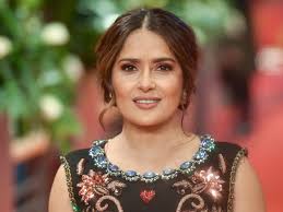 Salma hayek practiced cursing before filming scenes with samuel l. Salma Hayek Shows Off Natural Waves In Latest Makeup Free Selfie See Photo Allure