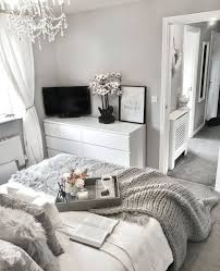 Bedroom color scheme ideas will help you to add harmonious shades to your home which give. Remodelacion Del Hogar Split Level Remodelacion Del Hogar Split Level La Mejor Imagen Sobre Festival Men Par Bedroom Decor Bedroom Interior Grey Bedroom Decor
