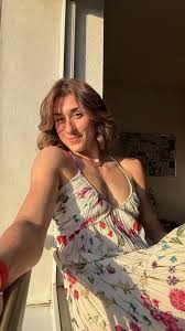 Pauline Grabosch - Free pics, galleries & more at Babepedia