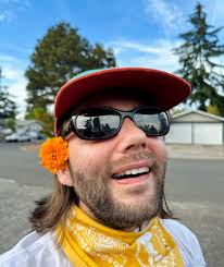 In a scramble for a last-minute Christmas gift?! Winlock Dance Center has  something for everyone… Couples country swing dance lessons, Visit our  website for payment and registration www.winlockdancecenter.com Email:  Robin@winlockdancecenter.com