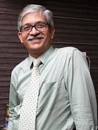 It was a treat to read his columns. Dr Sunil Jain Ophthalmologist Worli Mumbai Drlogy