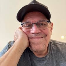 Jason Holzer's Instagram, Twitter & Facebook