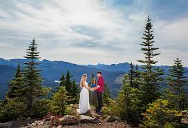 Since 1999 we've helped millions of brides, families and event planners find affordable and dream banquet halls and wedding venues. Mount Washington Alpine Resort Weddings