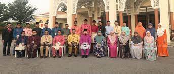 Modul mengilap potensi dan membina jatidiri yang unggul. Pondok Moden Al Abaqirah Laman Rasmi Pondok Moden Al Abaqirah
