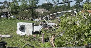 Maar als het weer erom vraagt, neem ik extra bagage mee.'. Noodweer In Texas Oma En Vier Kinderen Verdronken Orkaan Irene Ad Nl