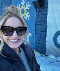 A tender Tennessee Christmas by Amy Grant running through my mind ☺️  Kicking off the Christmas season in Gatlinburg/Pigeon Forge/ Sevierville