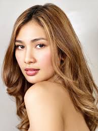 Sobra na Megan Deen Campbell!