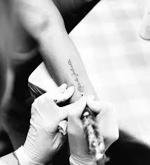 We did not find results for: Juliette E A Mae Fazem Tatuagem Uma Para A Outra Na Pele No Sangue E No Coracao Paraiba Em Pauta