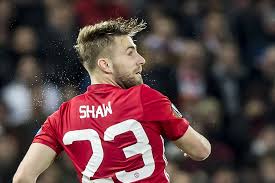 Weitere daten zu luke shaw. Luke Shaw Verletzung Shaw Verlangert Bei Manchester United Bis 2023 Das Ist Die Verletzungshistorie Von Luke Shaw Vom Verein Manchester United Anindameri