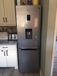 Prețul se va discuta pentru fiecare piesă în parte. Combina Frigorifica Samsung Rb31fdrndsa 310 L Clasa A Full No Frost H 185 Cm Argintiu Pret Info