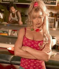 La princesa kasumi (devon aoki), la fina ladrona christie (holly valance), la luchadora libre tina (jaime pressly) y otros peleadores son invitados a un torneo: Jaime Pressly Where She S Been And What She S Doing Now