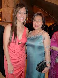 I think kee hua chee is gay. Helenness Chong Wikipedia