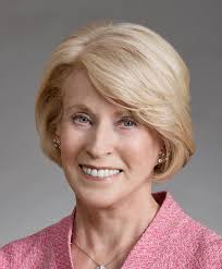 Rose Patten's Instagram, Twitter & Facebook