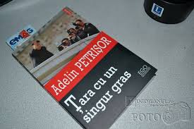 Si chiar daca a terminat o facultate de matematica, iar cifrele fac parte din viata ei, mirabela iubeste cartile si lumea unica pe care o descopera in spatele fiecarui roman pe care il citeste. Cartea De Vineri Tara Cu Un Singur Gras Adelin Petrisor Lugojeanul Ro