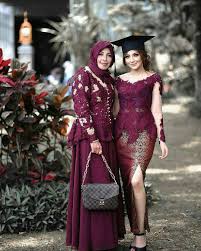 Agar terasa nyaman, tak ada salahnya memilih f. 14 Best Model Kebaya Brokat Modern Ideas Model Kebaya Kebaya Kebaya Dress