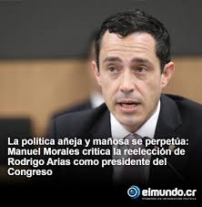 Rodrigo Chaves Robles Presidente 2022 -2026