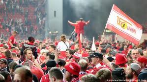 Von basics bis hin zu designermode: Bundesliga Club Union Berlin Between Idealism And Reality Sports German Football And Major International Sports News Dw 16 08 2019