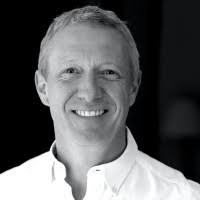 Martin Sutherland's Instagram, Twitter & Facebook