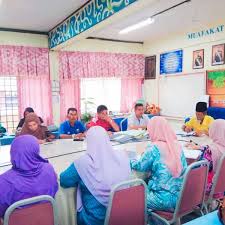 Pn kamariah binti mohd jazuri. Photos At Sk Temenggong Abdul Rahman School In Segamat