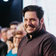 Caio Costa (@eucaiocosta)