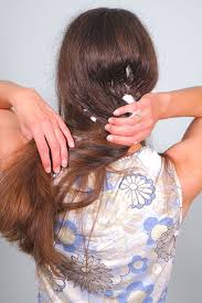 Locken über nacht » methoden tipps für die lockenpracht | stylight wie bekomme ich schöne haare über nacht? Locken Mit Haarband Schone Grosse Locken Uber Nacht Praxis Tests