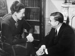 Simone De Beauvoir Jean Paul Sartre Power Couple Simone De Beauvoir