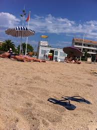Hotels, motels, resorts & more. Cote D Azur Beach In Frejus My Flip Flops Relaxing In The Sun France Travel Cote D Azur Travel