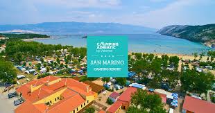 Jedes strandbad stellt seinen gästen gut ausgestattete bereiche zur verfügung, in denen sie mit der familie, den freunden oder den sonnenschirmnachbarn unvergessliche spiele am strand machen können. San Marino Camping Resort By Valamar Rab Kroatien