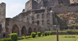 Golconda Fort The Name Of The Fort Has Been Derived From The Telugu World Golla Konda Meaning Shepherd S Hill The Golconda Asia Travel History Of India