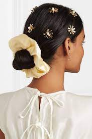 35 Eye Catching Bridal Hair Accessories Bride Hair Pins Wedding Hair Accessories Bridal Hair Accessories