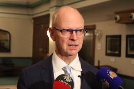 Transparency lacking in Liberal leadership race, Ches Crosbie says