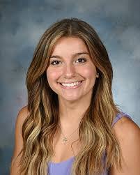 Amelia Graves's Instagram, Twitter & Facebook