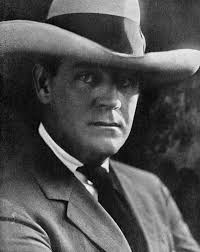 Neal Hart's Instagram, Twitter & Facebook