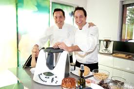 Muchos son ya los que cuentan con un robot de cocina thermomix en su casa. Con Thermomix Cocina Rapida Saludable Y Limpia Opipare