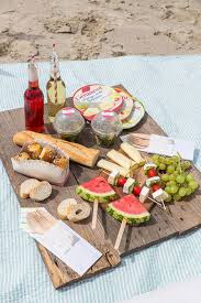 Picknick Zu Zweit Am Strand Tipps Dekoideen Lassunspicknicken Essen Geniessen Gesunde Rezepte Leicht Picknick Ideen