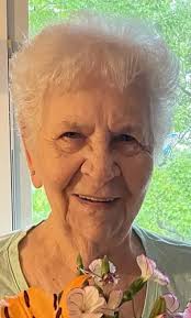 Dorothy Hellmann Obituary (1930