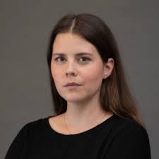 Sara Reichenbach's Instagram, Twitter & Facebook