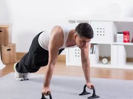 Esercizi per allenare le gambe a casa. Allenamento Per Pettorali Gli Esercizi Da Fare A Casa Paginemediche