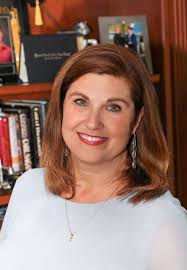 Jill Hahn's Instagram, Twitter & Facebook