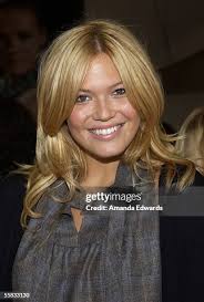 3,923 Lauren Amanda Photos & High Res Pictures