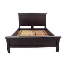 Farmhouse beds come in an array of styles to perfectly fit any modern or rustic bedroom. 75 Off Pottery Barn Pottery Barn Farmhouse Queen Bed Beds