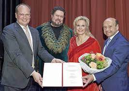 Camilla nylund is a finnish operatic soprano. Camilla Nylund Wurde Osterreichische Kammersangerin Medien Staatsoper Wiener Staatsoper