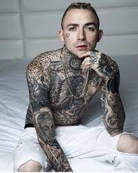 Ymcmb rapper caskey gets a tattoo @ kill'em all tattoos in clearwater, fl. Caskey Street Team