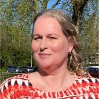 10+ 'Mandy Blom' profiles