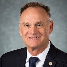 Peyton Grimm's Instagram, Twitter & Facebook