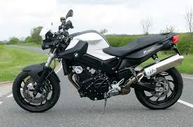 It could reach a top speed of 125 mph (201 km/h). Bmw F800r 2009 On Review Owner Expert Ratings Mcn